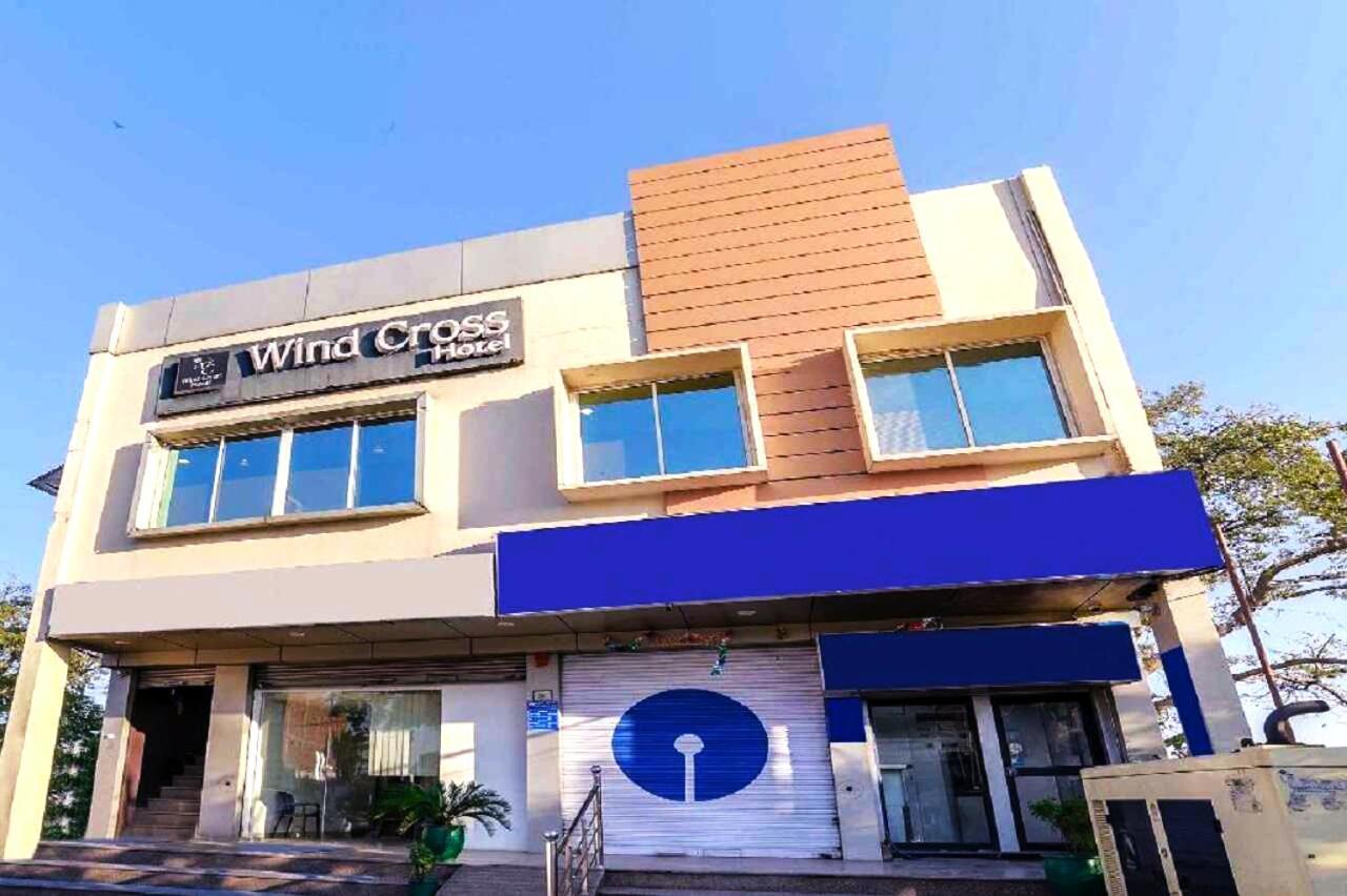 Hotel The Wind Cross Kālka Zewnętrze zdjęcie